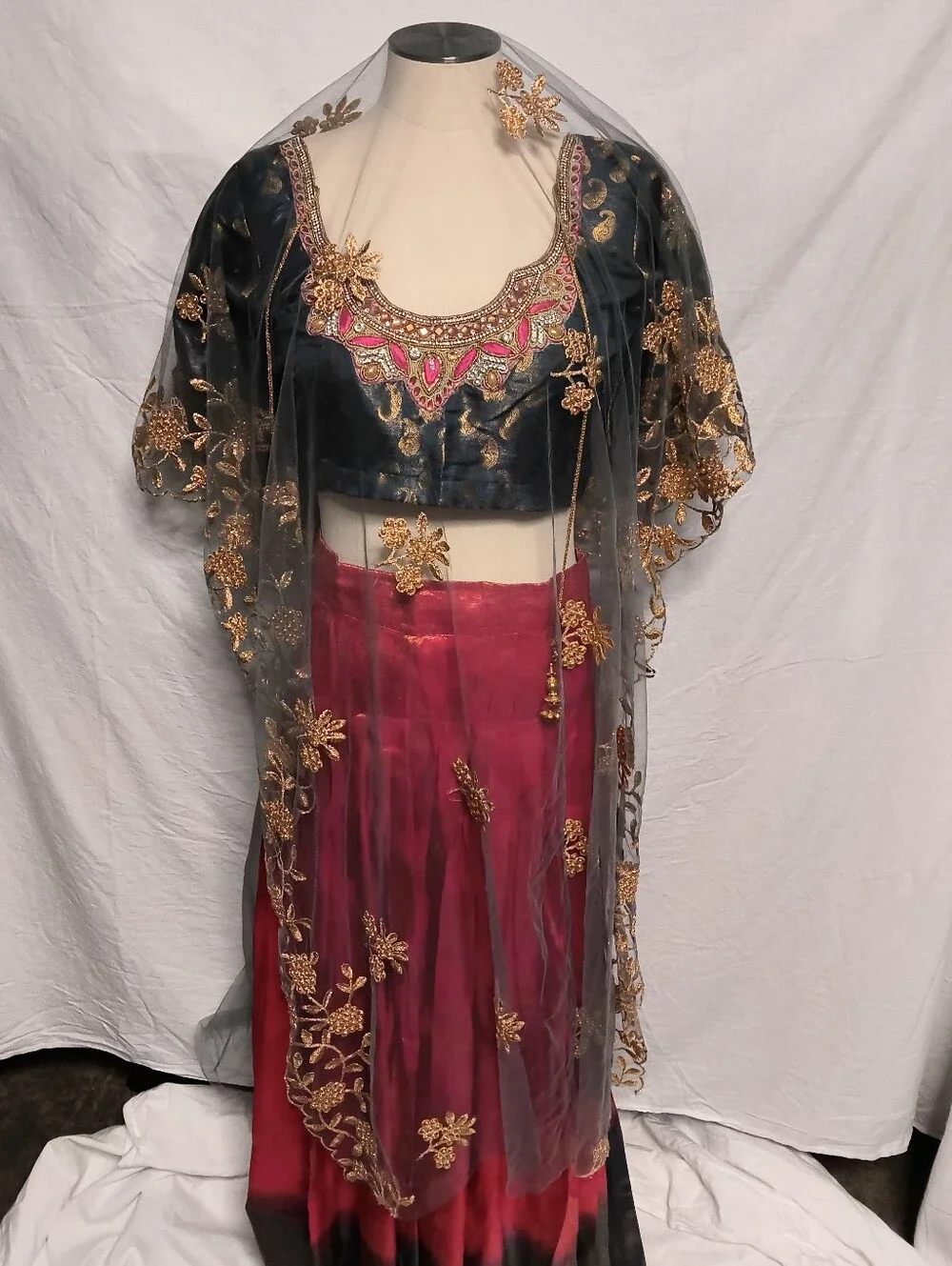 Women's Red And Blue Skirt with Navy Embroidered & Bedazzled Dupatta Choli Sz S
